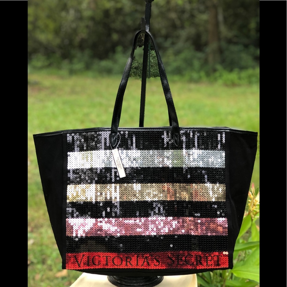 BNWT Victoria’s Secret Shopping Tote